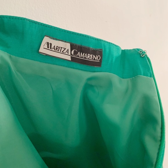 DESIGNER one-of-a-kind formal green dress size 2 - Picture 6 of 6